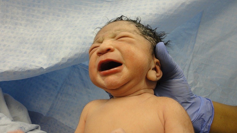 Geburt Neugeborenes