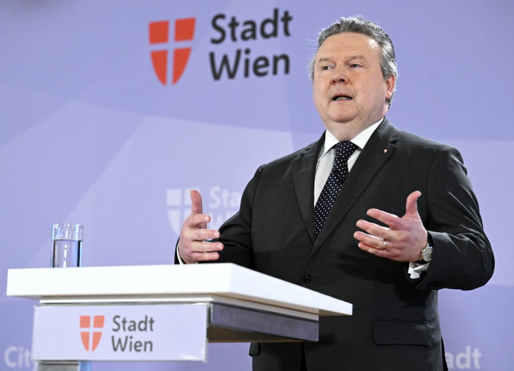 Bürgermeister Michael Ludwig (SPÖ) am Mittwoch, 08. Februar 2023, im Rahmen einer Pressekonferenz nach Beratungen über weiteres Vorgehen hinsichtlich der Corona-Maßnahmen in Wien. - FOTO: 